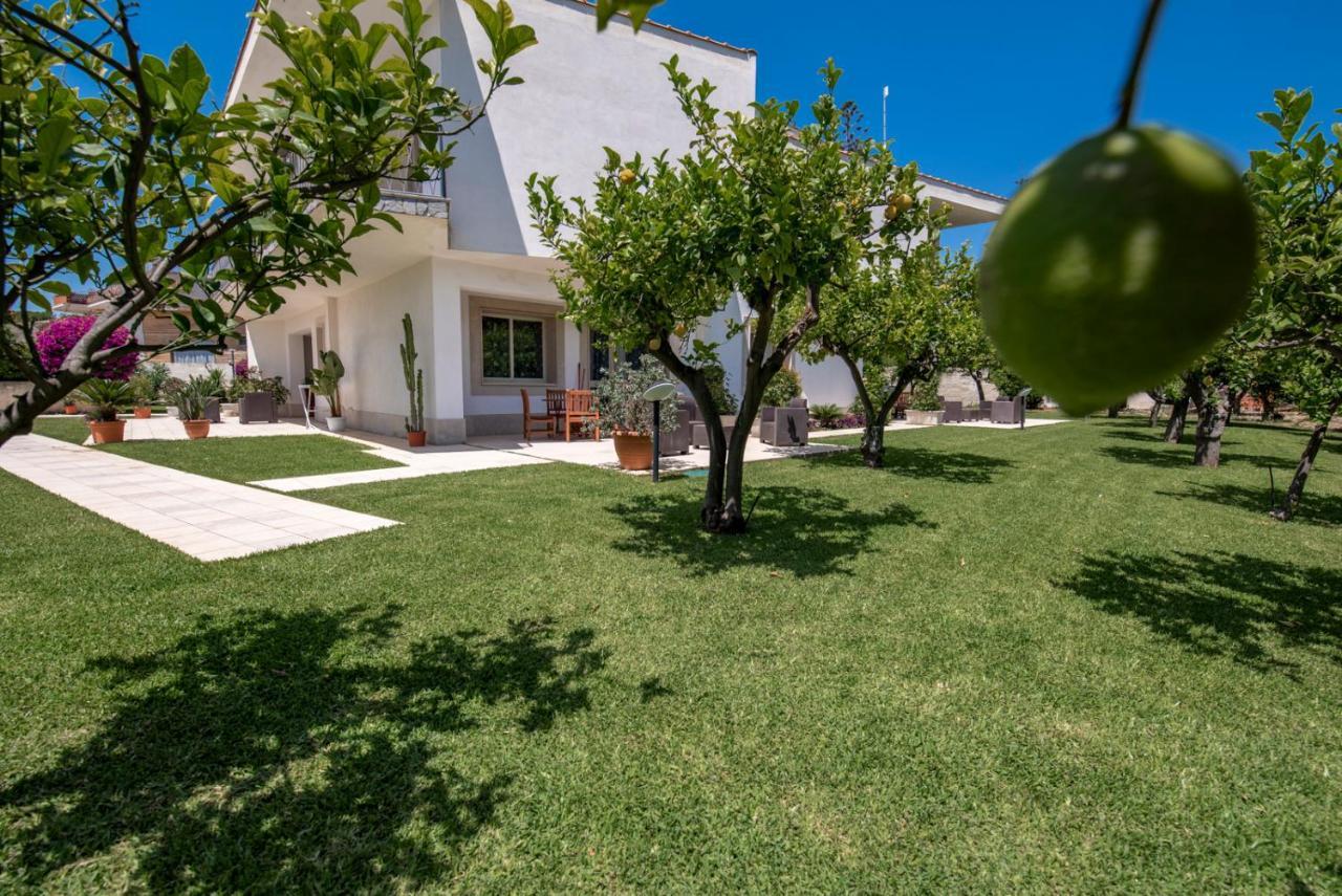 Villa Venera Fontane Bianche Exterior photo